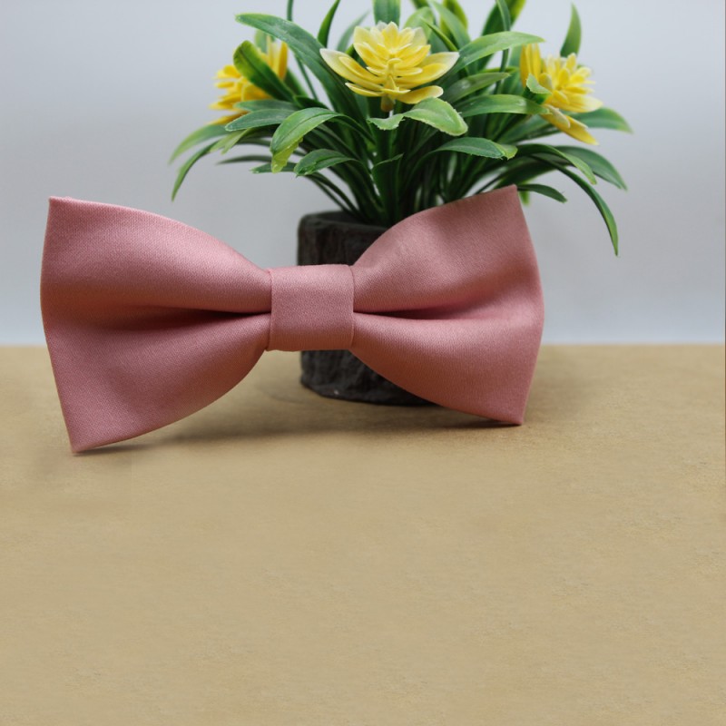 Handmade Light Pink Men's Pre-Tied Bow Tie