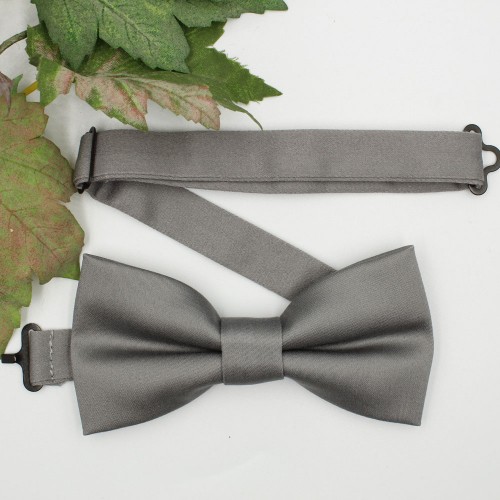 Handmade Silver Gray Men's Pre-Tied Bow Tie