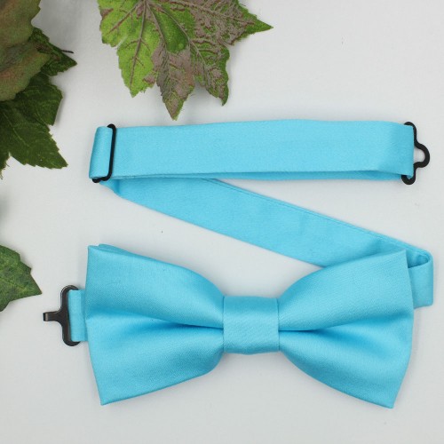 Light Blue Men's Pre-Tied Bow Tie
